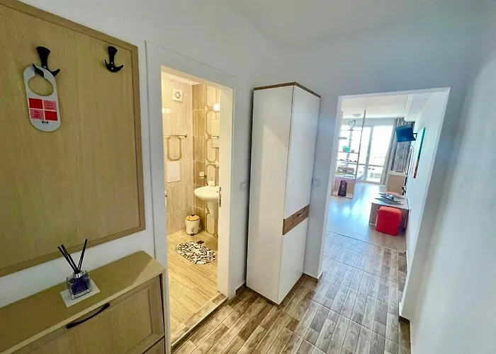 Perla Del Mar Panorama First Line