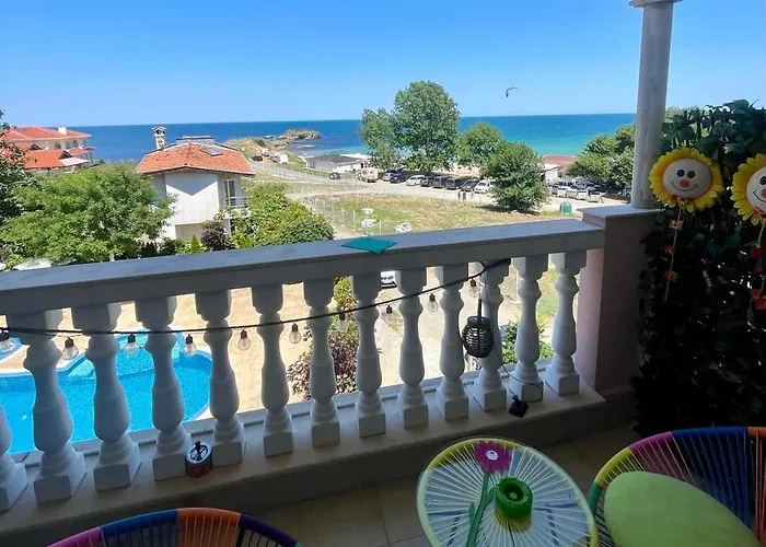 Perla Del Mar Panorama First Line Lozenets